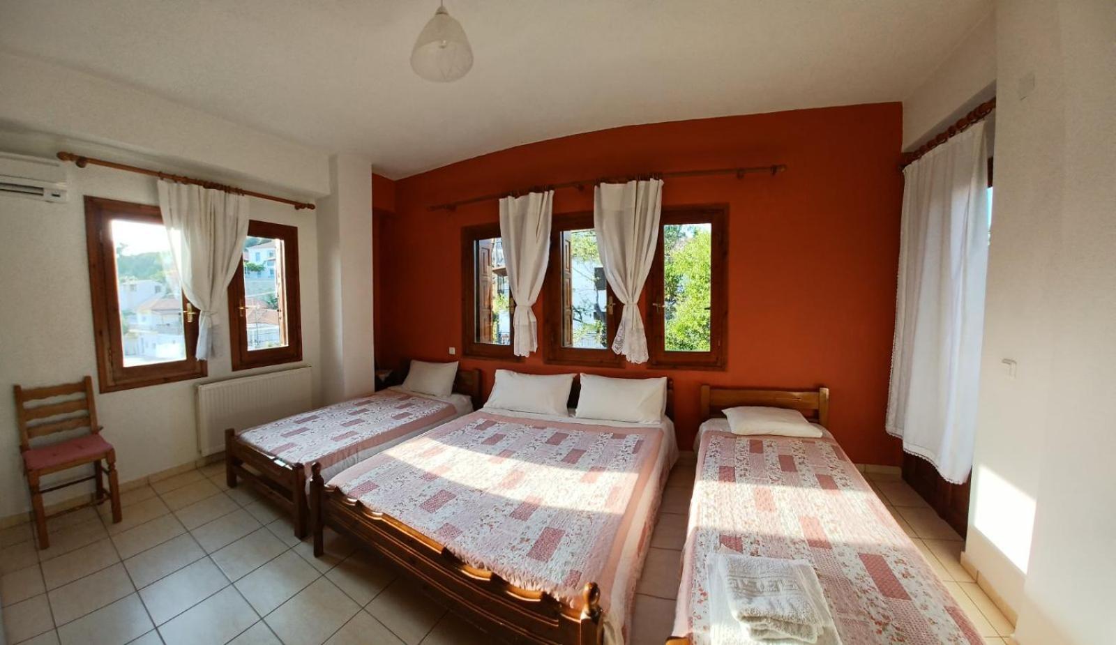 Maravelias Rooms ตริเกรี ภายนอก รูปภาพ